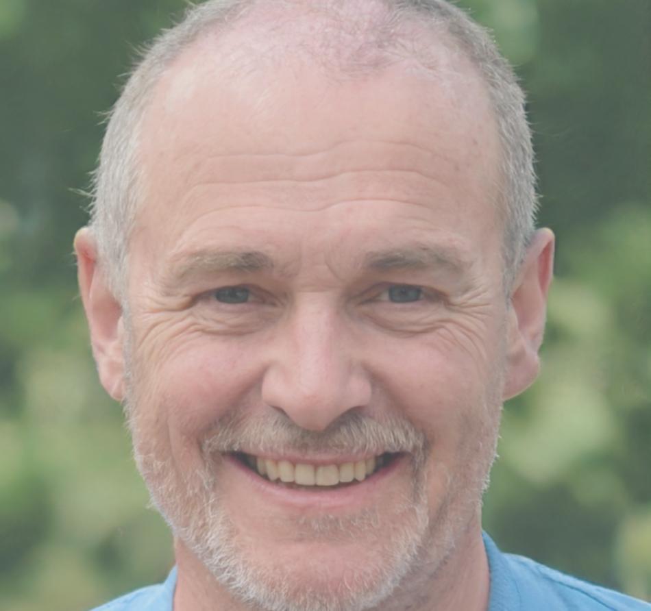 Cybersecurity expert and lead instructor